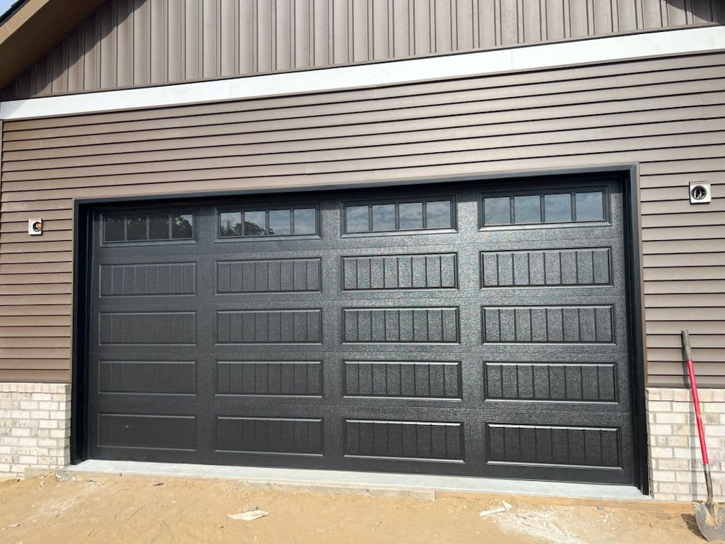 Project Modern Garage Door Installation for a New Home image