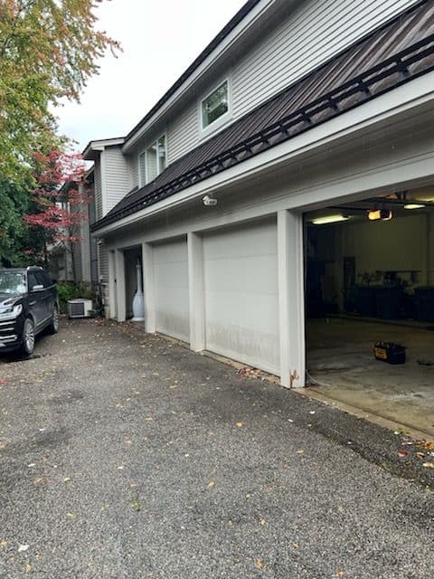 Gallery photos for High-Efficiency Amarr Garage Door Upgrade: Image #3